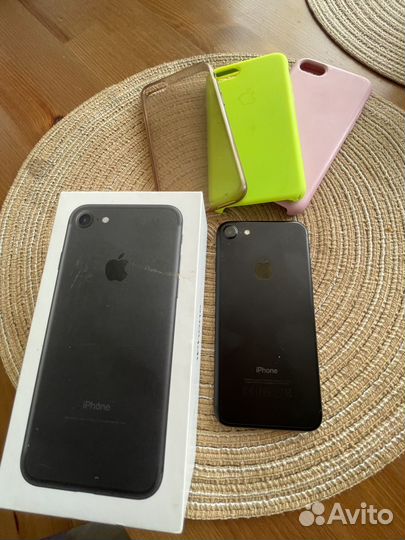 iPhone 7, 32 ГБ