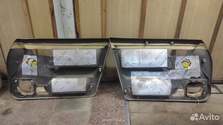 Дверные карты с рупорами ваз 2110