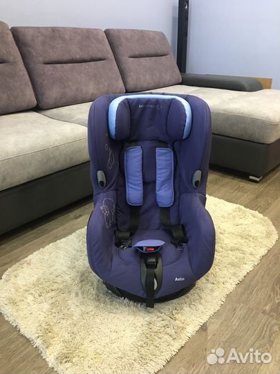 Автокресло Bebe Confort Axiss