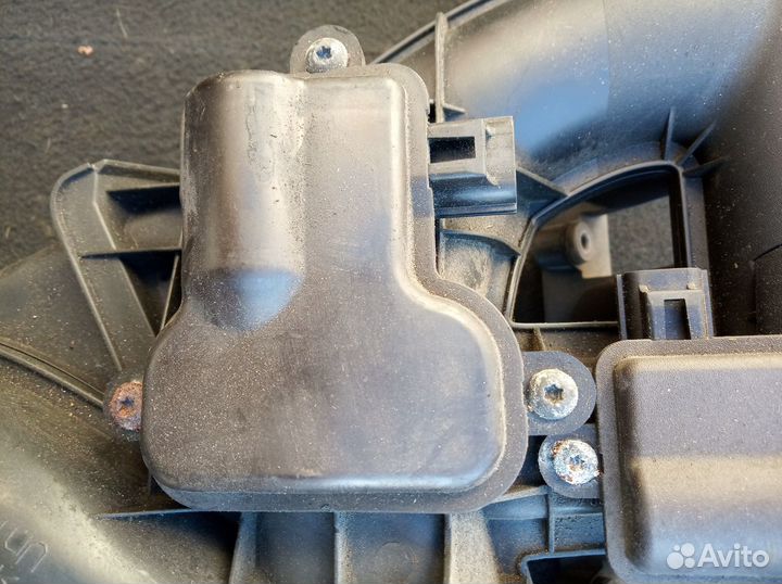 Впускной коллектор Volvo S80/XC60/XC70 B6324S