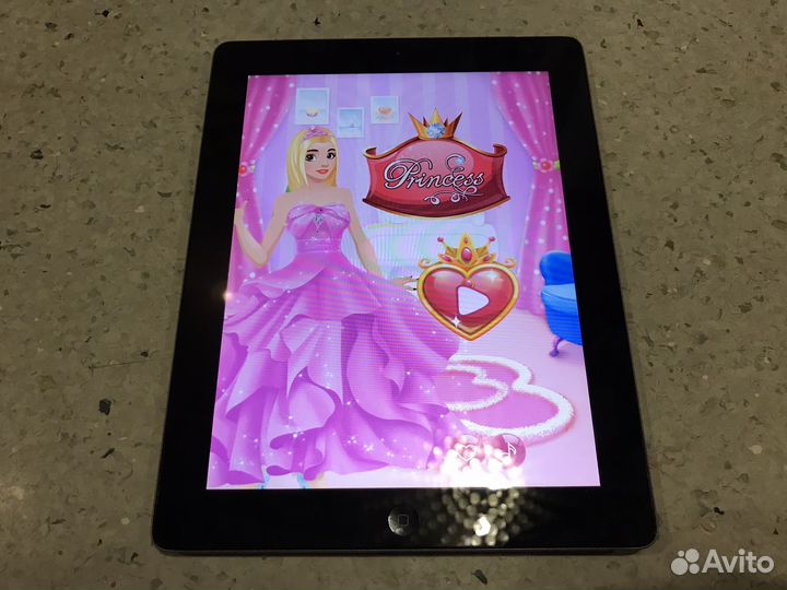 iPad (с играми +++90 игр)