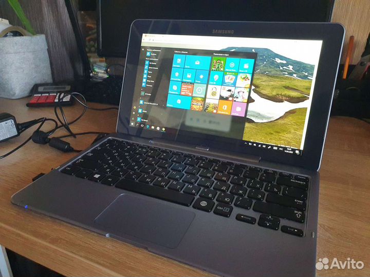 Ноутбук- планшет Samsung Ativ Smart PC 64 гб