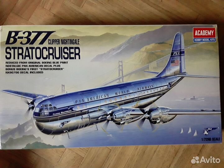 Сборная модель 1/72 Boeing В-377 Академия