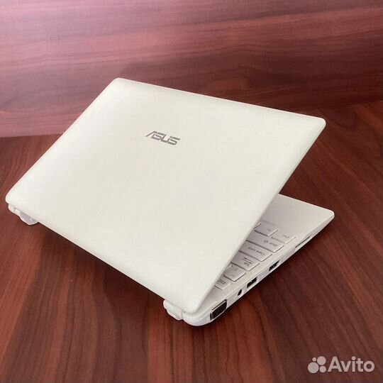 Нетбук Asus Eee PC X101CH без АКБ