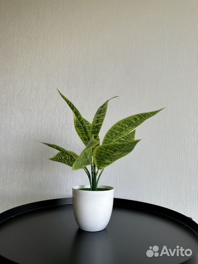 Искусственные цветы в горшках новые