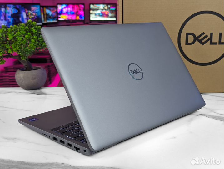 Сенсорный Dell Latitude 5520 i7-1185G7 с LTE