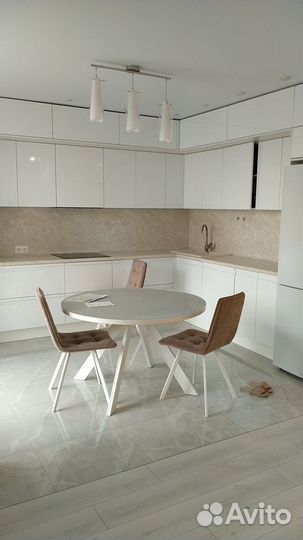 Сборка и установка мебели, резка стекла и зеркал