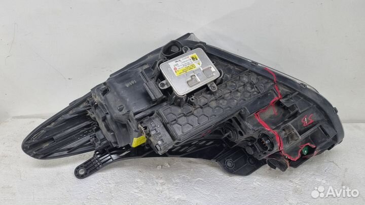 Hyundai Grand Santa Fe (15-18) фара правая