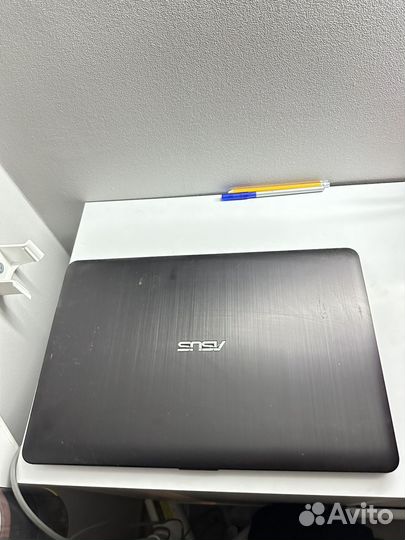 Ноутбук asus