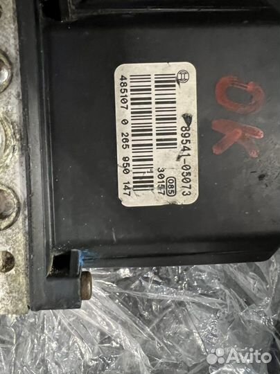 Блок абс toyota avensis