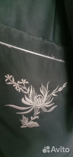 Женский зимний плащ