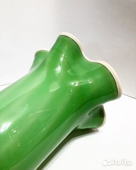 Ваза для цветов. Красный май