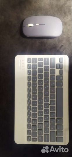 Беспроводная клавиатура и мышь