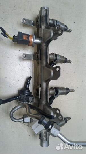 Форсунка топливная Volkswagen Passat 6, 2010