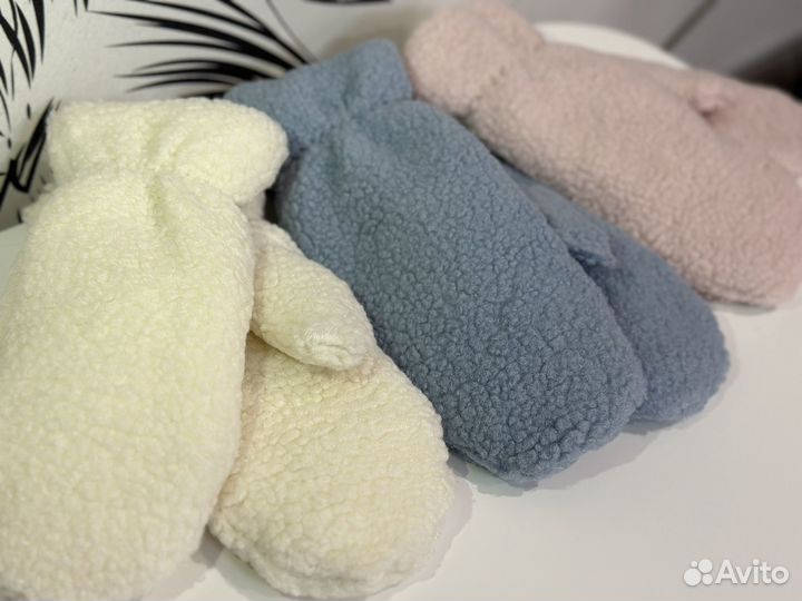 Варежки /перчатки под барашка / букле разные цвета