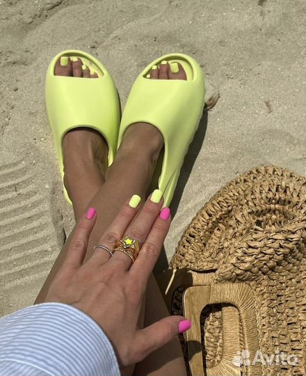 Маникюр, педикюр, подолог. Услуги в 4-6 рук