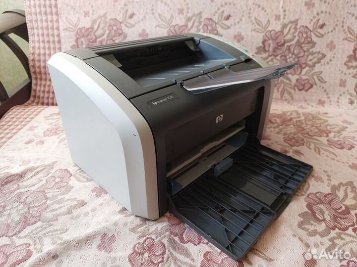 Принтер HP LJ 1010