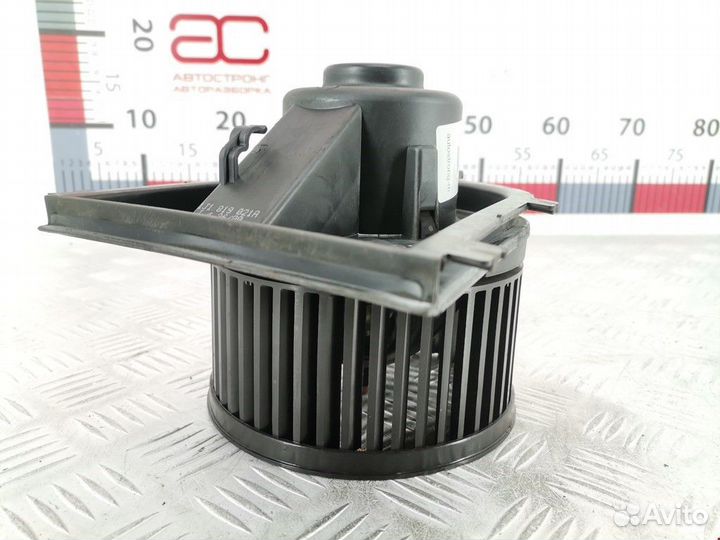 Моторчик печки Volkswagen Golf 3 2000 1J1819021C