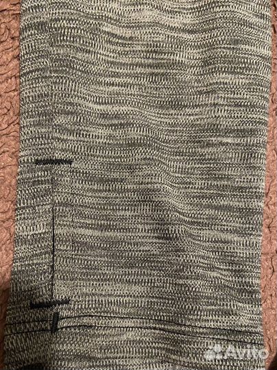 Донгслив для занятий спортом Under Armour р.S/M