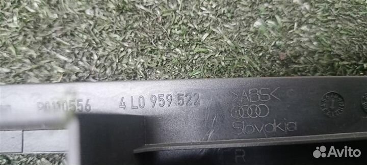 Накладка декоративная Audi Q7 2005