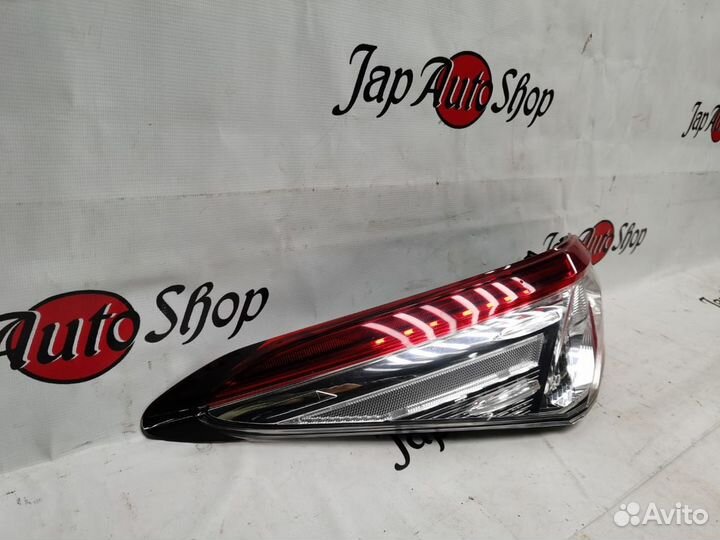 Фонарь наружный левый Toyota Camry 70