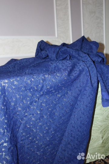 Гипюр на нарядное платье. Бонус-синий атлас