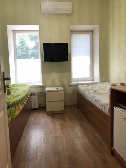 Комната 15 м² в 3-к., 2/2 эт.