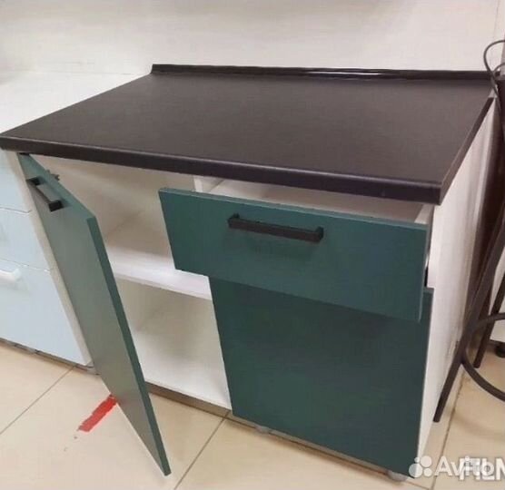 Кухонный гарнитур новый