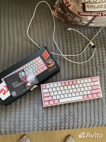 Игровая механическая клавиатура redragon k617fizz