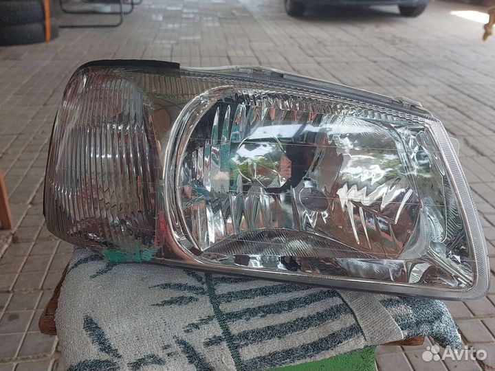Фара правая Hyundai accent