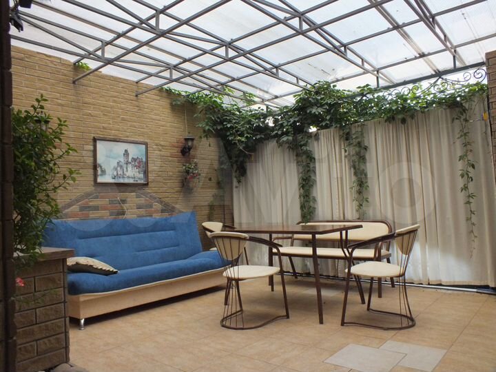 Дом 180 м² на участке 1,3 сот.