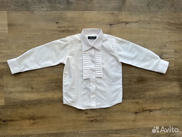 Рубашка новая классическая на 5 лет