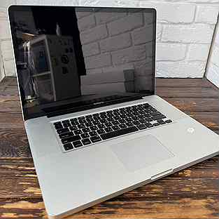 MacBook Pro 17inch 2010 i5 2.53Ghz/ram4/hdd480