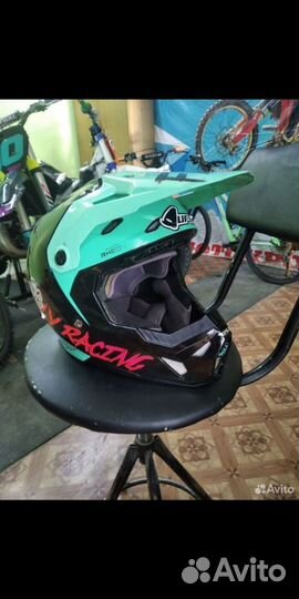 Кроссовый шлем