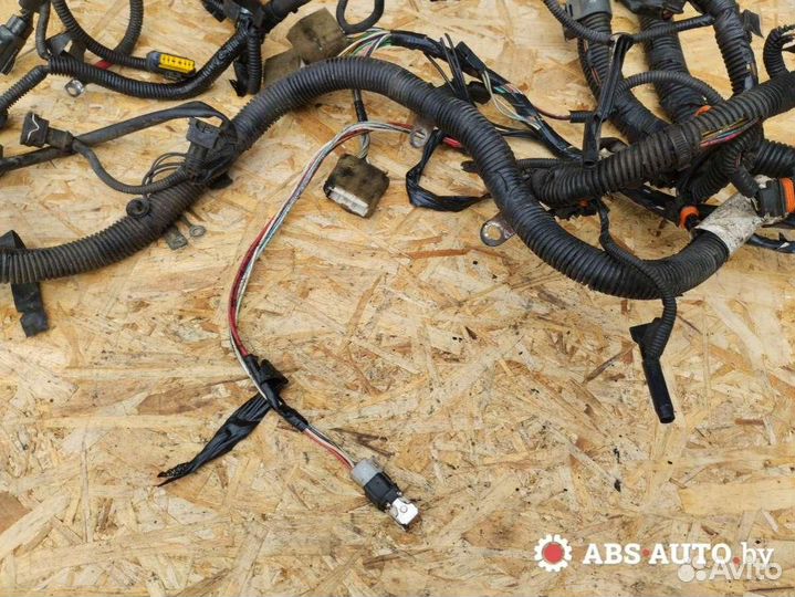 Проводка двигателя Mitsubishi Carisma рест. 2003