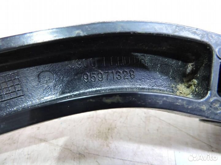 Поводок стеклоочистителя передний левый Chevrolet