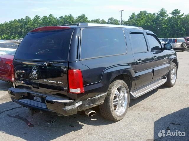 Разбор на запчасти Cadillac Escalade 2