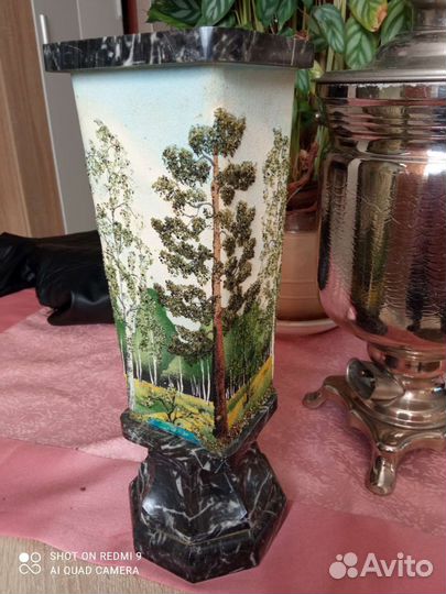 Ваза мраморная с мраморной крошкой