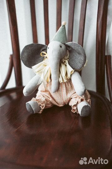 Мягкая игрушка слон