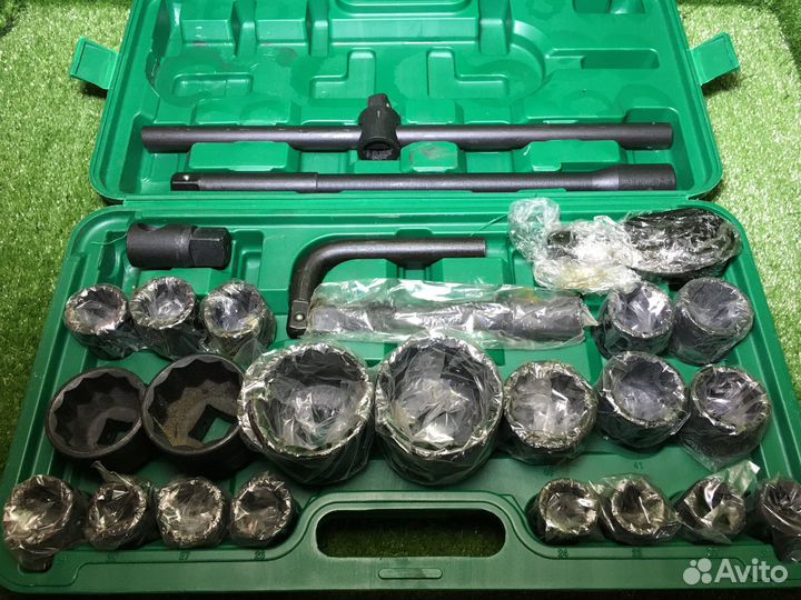 Силовой набор головок для грузовика в чемодане 26