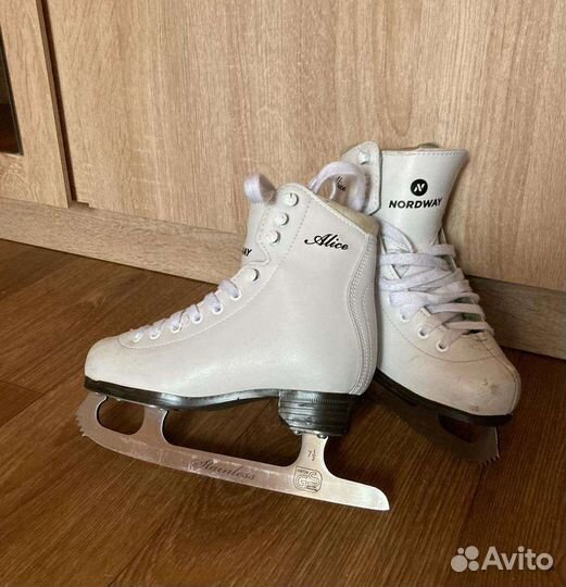 Коньки фигурные