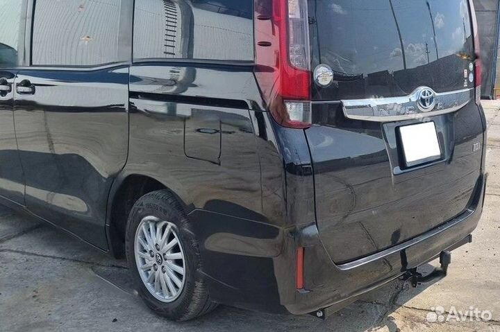 Фаркоп на Toyota Voxy Noah Esquire