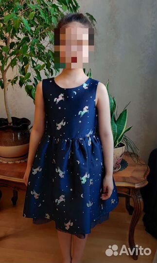Платье для девочки 122 новое