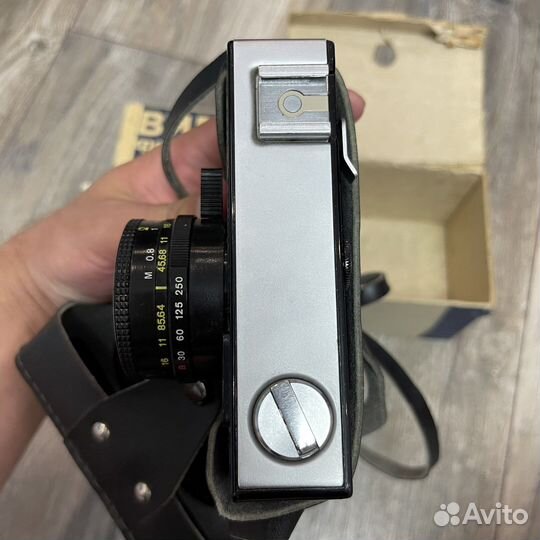 Плёночный фотоаппарат Вилия триплет 69-3 4 / 40