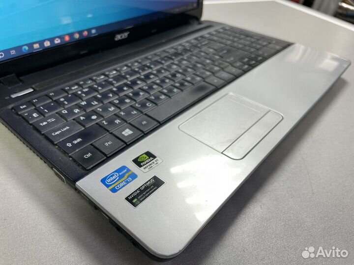 Ноутбук Acer Aspire E1-571G