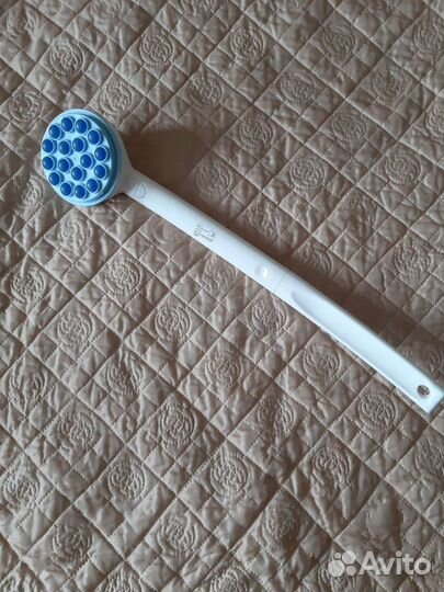 Массажер для спины и шеи новый