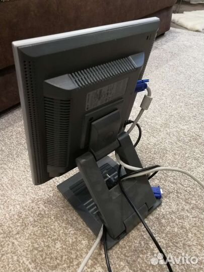 Монитор LG flatron L1510B