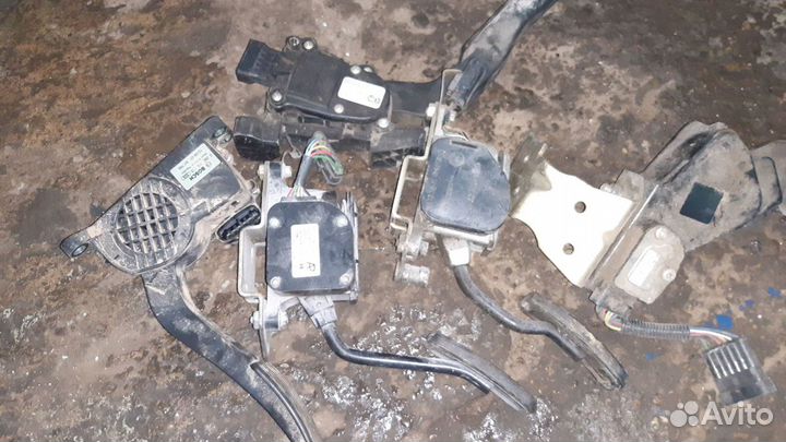 Педаль газа на Газель и другое