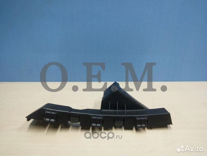 Кронштейн бампeра Kia Ceed 2 JD 2012