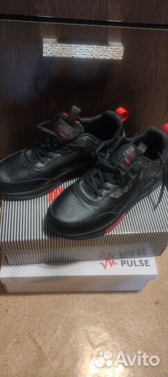 Кроссовки для подростка